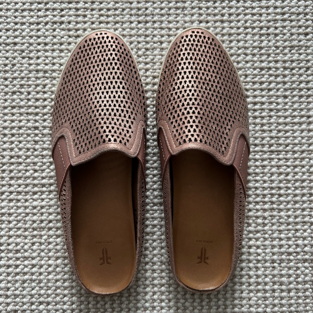 Dusty Rose Metalic Frye Mules size 6.5